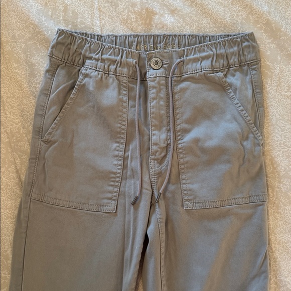 AE Stretch High-Waisted Jegging Jogger with zipper leg closure - size 6 - Picture 4 of 6